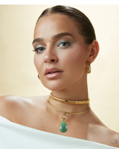 Charm acero dorado piedra natural